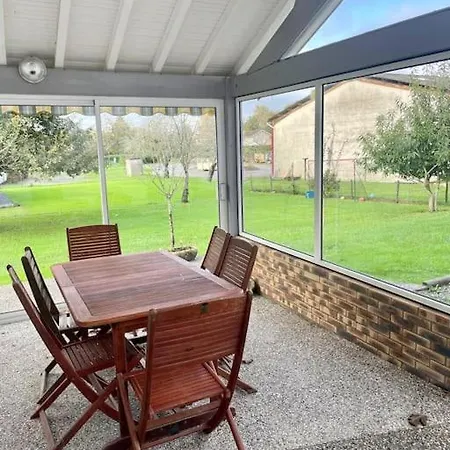 Dependance Dans Maison Tres Bien Equipee Avec Terrasse Dans Village Au Calme * Carresse