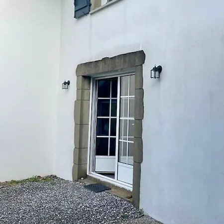Prázdninový dům Dependance Dans Maison Tres Bien Equipee Avec Terrasse Dans Village Au Calme *